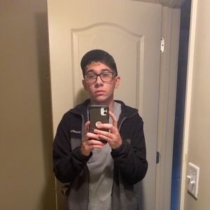 Meet your Posher, Victor